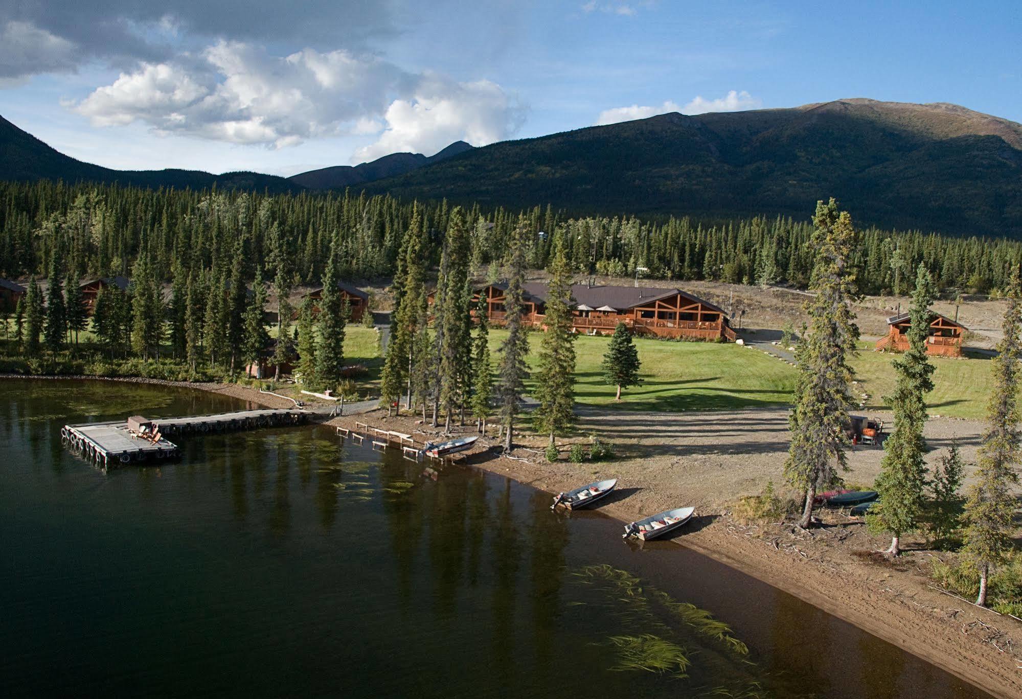 Inconnu Lodge Mcevoy Lake Extérieur photo